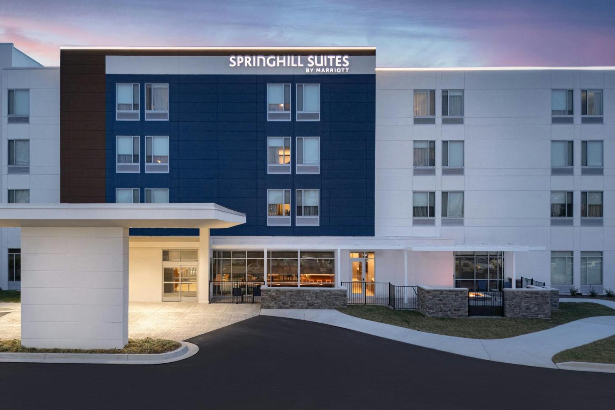 Springhill Suites By Marriott Lexington Frankfort Exteriör bild